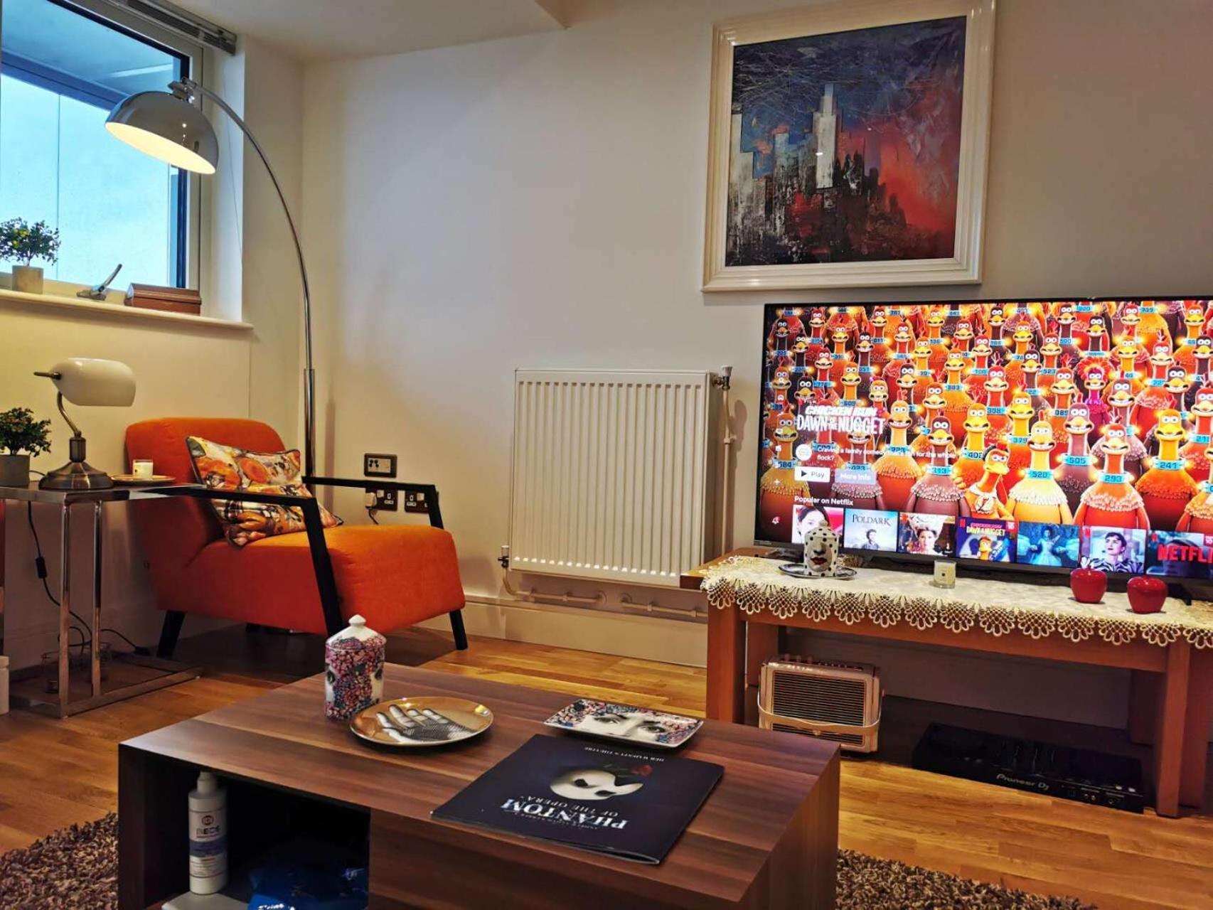 Homestay Room With Stunning Thames River View لندن المظهر الخارجي الصورة